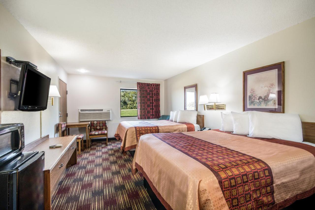 Americas Best Value Inn & Suites Harrisonville Εξωτερικό φωτογραφία